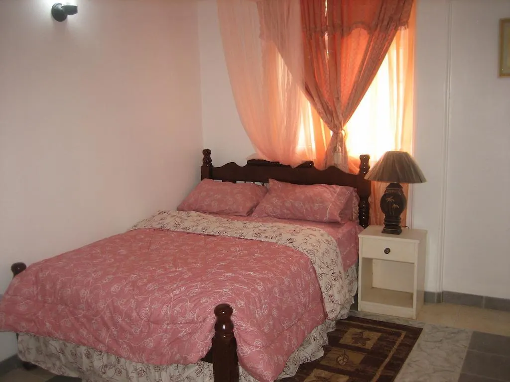 Castille Paradise Apartment Scotts Head Village 0*,